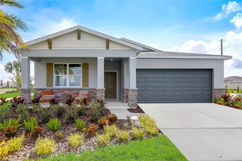 427 Shoreview Sands Ave, Mascotte, FL 34753