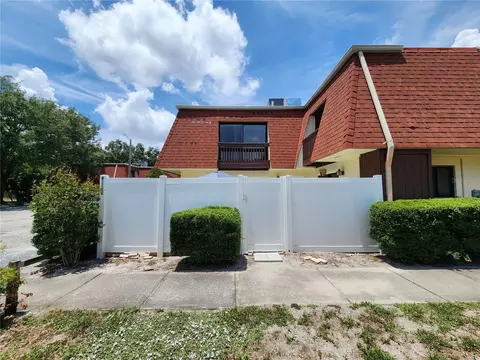 8114 Oak Trace Way #C, Tampa, FL 33634