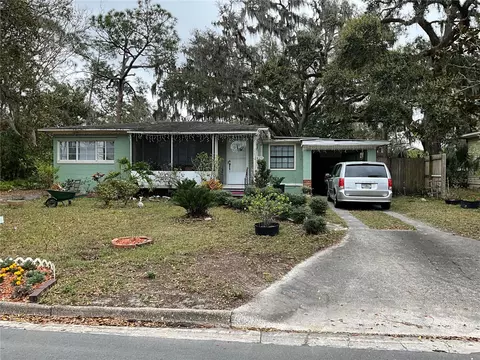 2429 S Laurel Ave, Sanford, FL 32771