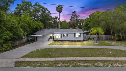 330 N Stone St, Deland, FL 32720