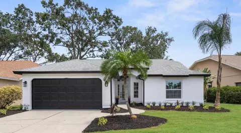9555 Knightsbridge Cir, Sarasota, FL 34238