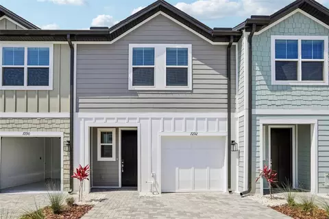 7292 Deer Valley Cir, Tampa, FL 33635
