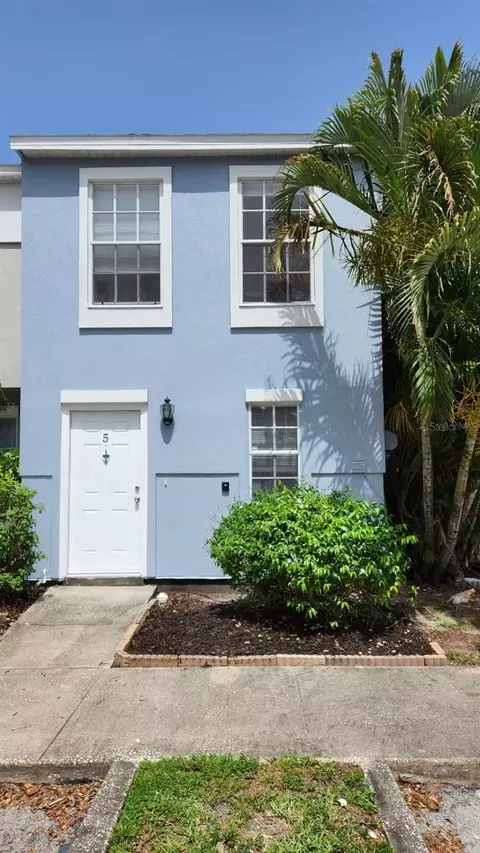 6600 121st Ave #5, Largo, FL 33773