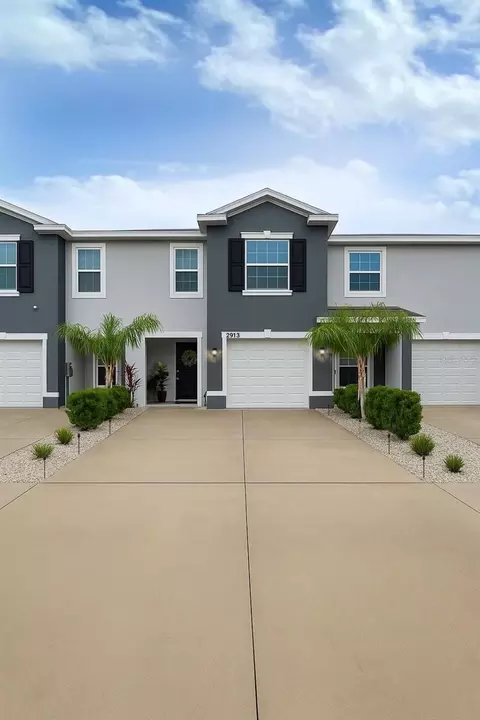 2913 Suncoast Plains Dr, Odessa, FL 33556