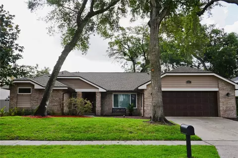 687 N Endeavour Dr, Winter Springs, FL 32708