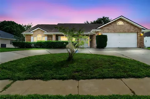 40 Hollow Pine Dr, Debary, FL 32713