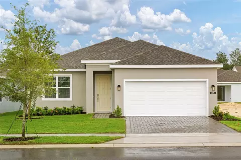 705 Farfields St, Deland, FL 32720