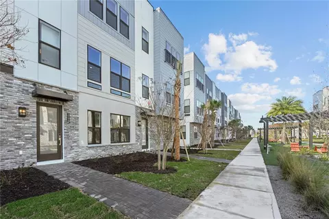 2233 Valentine Aly, Orlando, FL 32804