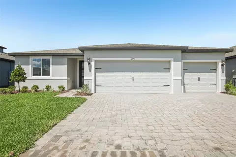 1775 Draughton Dr, Zephyrhills, FL 33541