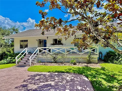 625 Woodlawn Cemetery Rd, Gotha, FL 34734