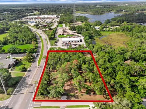 207 Howland Blvd, Deltona, FL 32738