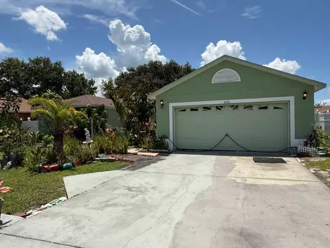 665 Regency Way, Kissimmee, FL 34758