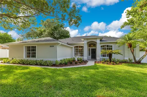 2024 Flaming Arrow Ct, Fern Park, FL 32730