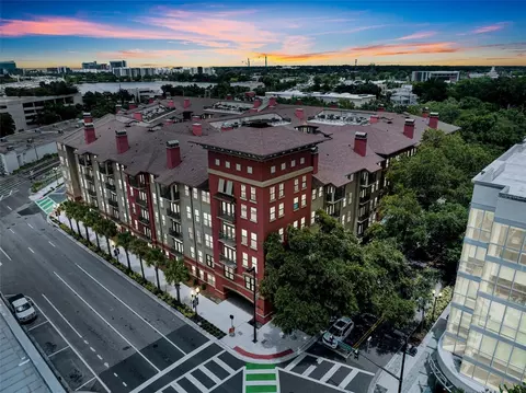 911 N Orange Ave #443, Orlando, FL 32801
