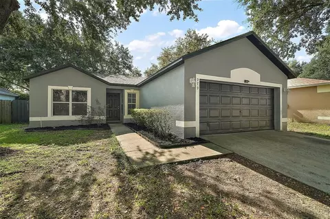 979 Mayfair St, Eustis, FL 32726