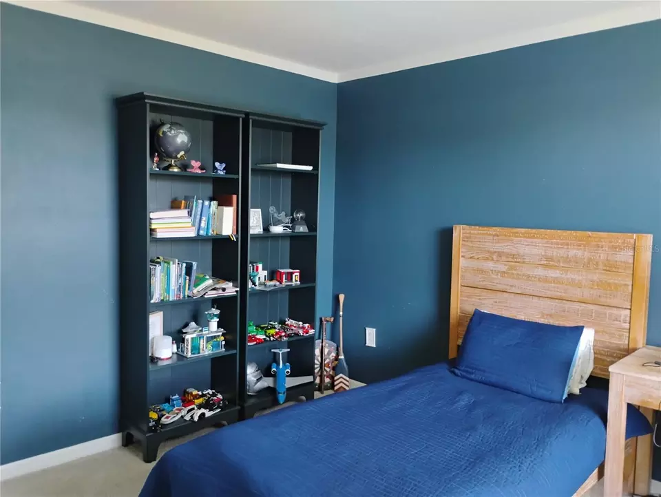 Bedroom - 5150 San Palermo Dr, Bradenton, FL 34208 photo 5 of 9