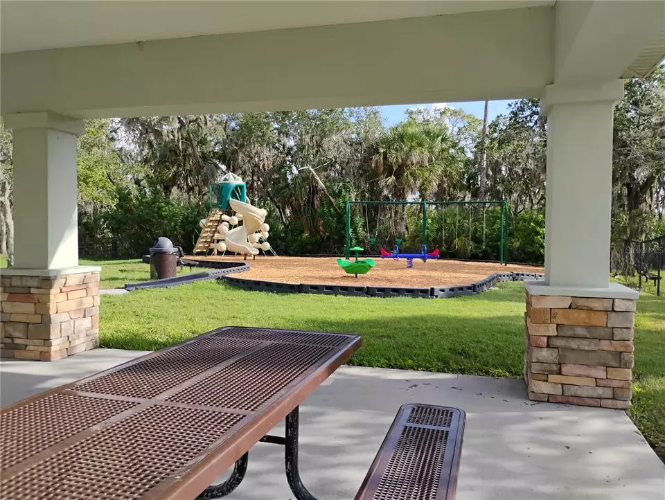 View/Area - 5150 San Palermo Dr, Bradenton, FL 34208 photo 4 of 4