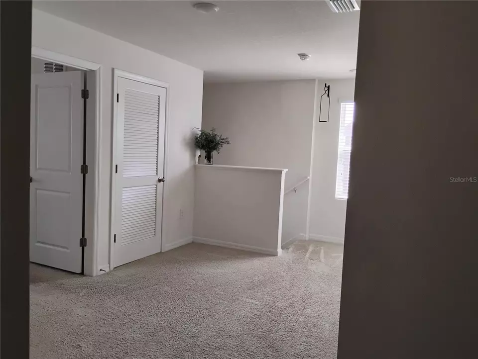 Entry Way - 5150 San Palermo Dr, Bradenton, FL 34208 photo 8 of 9