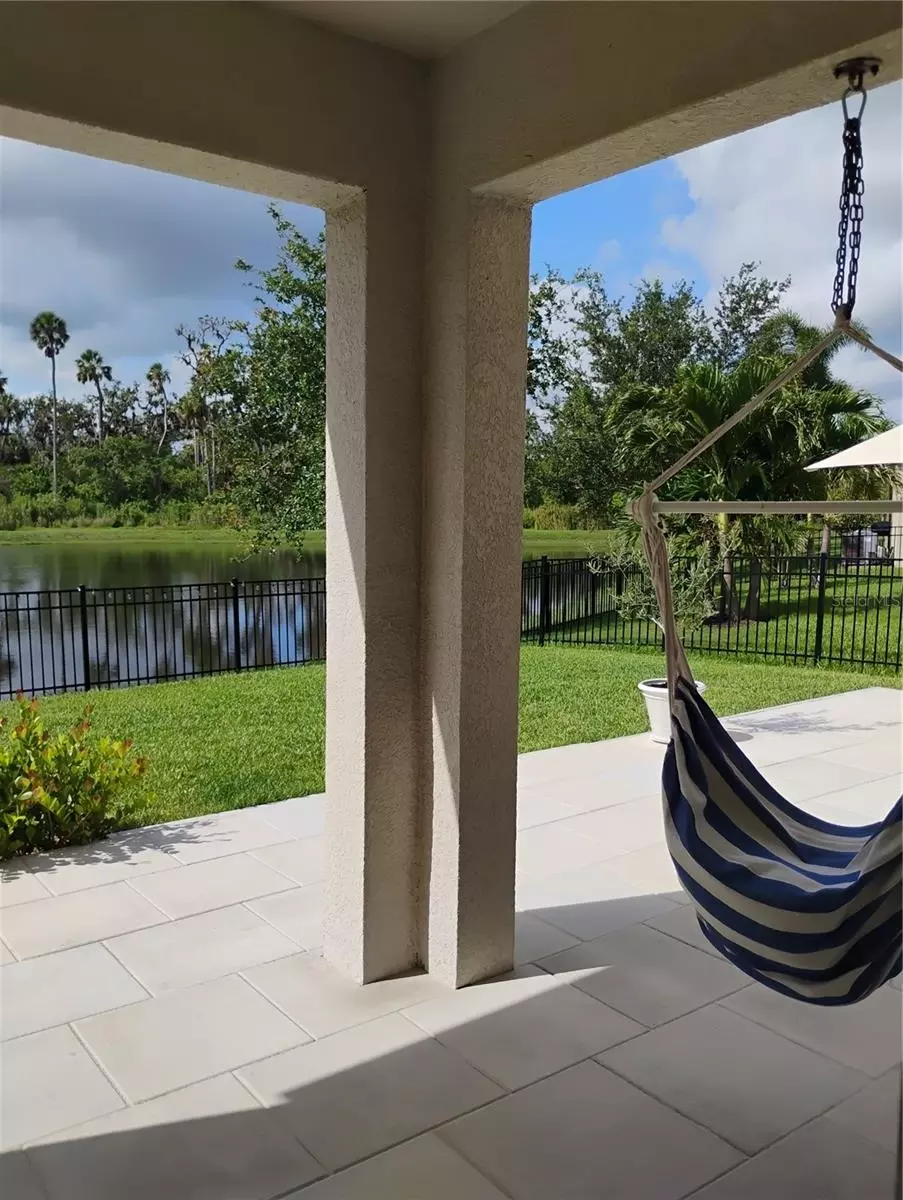 Exterior - 5150 San Palermo Dr, Bradenton, FL 34208 photo 5 of 13