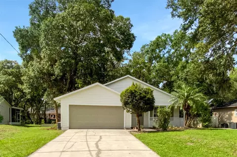142 E 9th St, Chuluota, FL 32766