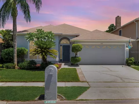 3713 Becontree Pl, Oviedo, FL 32765