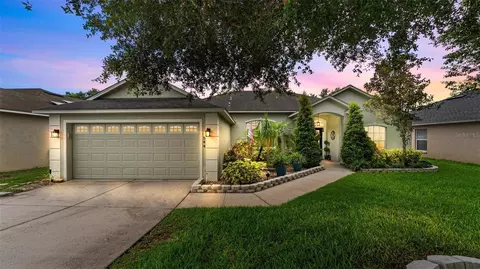 544 Lake Sumner Dr, Groveland, FL 34736