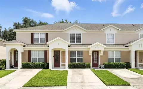 2409 Silver Palm Dr, Kissimmee, FL 34747