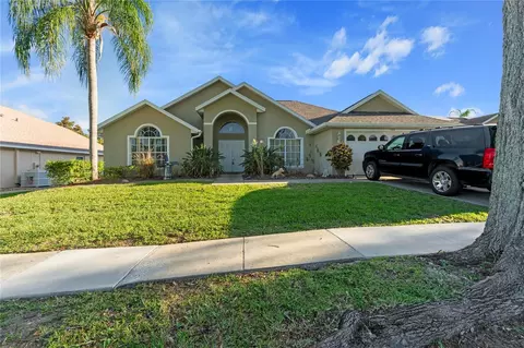 1956 Southern Dunes Blvd, Haines City, FL 33844