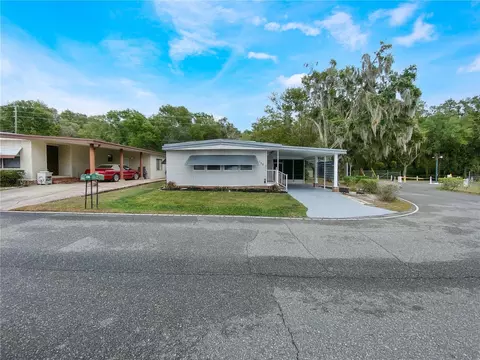 164 Royal Palm Dr, Leesburg, FL 34748