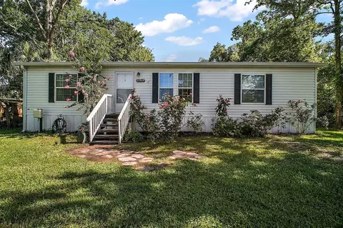 23909 Deer Rd, Astor, FL 32102