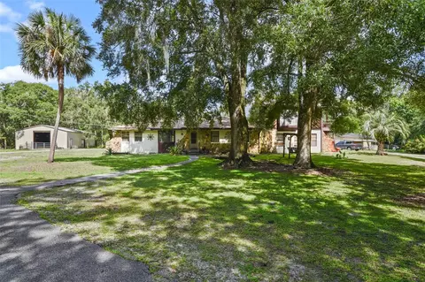 546 Winona Dr, Geneva, FL 32732