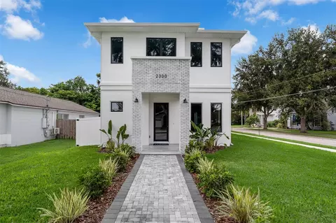 2300 S Brown Ave, Orlando, FL 32806
