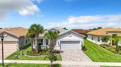 15503 Corona Del Mar Dr, Wimauma, FL 33598