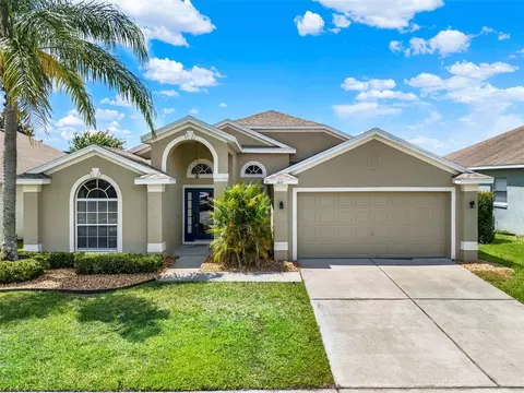 211 Tavestock Loop, Winter Springs, FL 32708