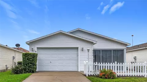 9376 SE 175th Pompion St, The Villages, FL 32162