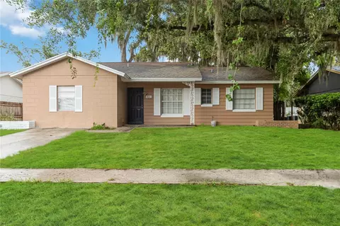 8111 Esperanza St, Orlando, FL 32817