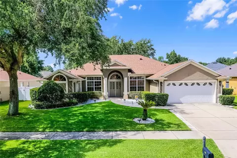 880 Princeton Dr, Clermont, FL 34711