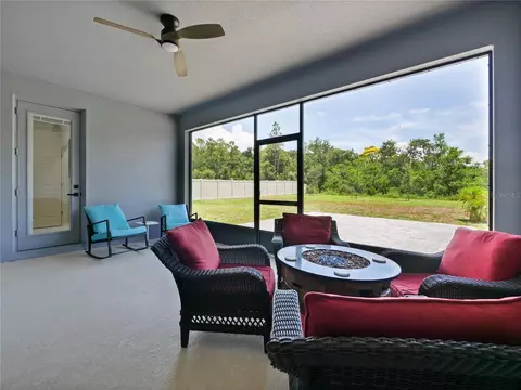 Exterior - 5264 Obsidian Gate Dr, Mount Dora, FL 32757 photo 4 of 7