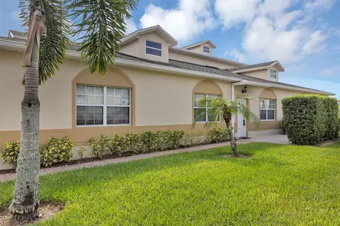 13225 Fountainbleau Dr, Clermont, FL 34711