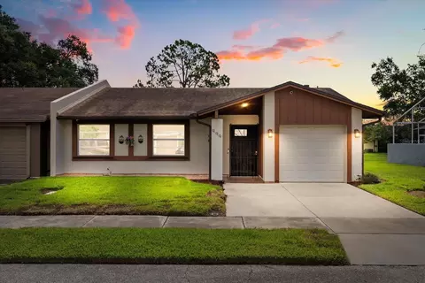 999 Mancha Real Dr, Orlando, FL 32807