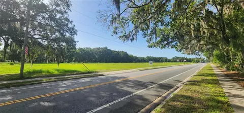 103 E 2nd Ave E, Pierson, FL 32180 photo 3