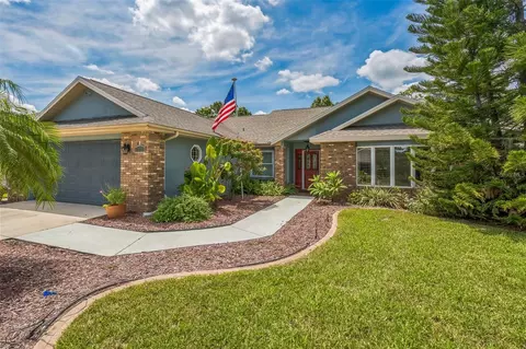 1403 Ventana Dr, Sun City Center, FL 33573