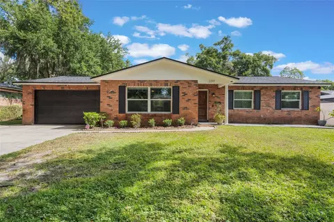 209 Carriage Hill Dr, Casselberry, FL 32707
