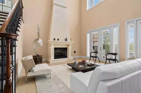 Living - 490 Muirfield Loop, Reunion, FL 34747 photo 2 of 5
