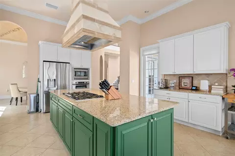 Kitchen - 490 Muirfield Loop, Reunion, FL 34747 photo 1 of 3