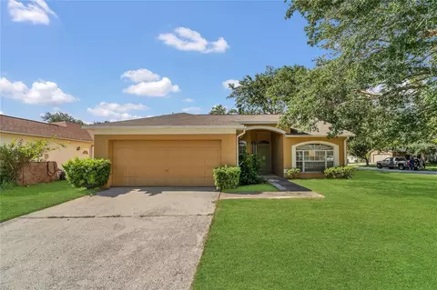 1236 Sweet Gum Dr, Brandon, FL 33511
