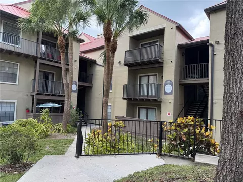 199 Afton Sq #108, Altamonte Springs, FL 32714