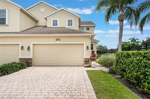 643 Woodland Terrace Blvd, Orlando, FL 32828