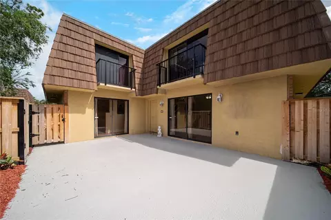 5365 Elm Ct #331, Orlando, FL 32811