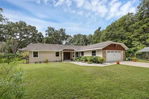 7838 Sloewood Dr, Mount Dora, FL 32757